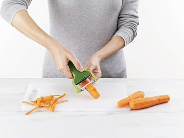 Joseph Joseph SafeStore Vegetable Peeler with Blade Guard