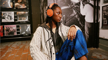 Dyson OnTrac™ Noise Cancelling Headphones CNC Cinnabon