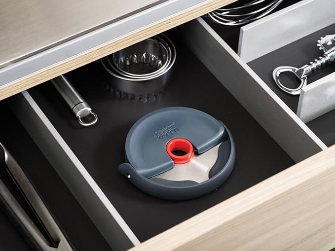 Joseph Joseph Disc Easy-Clean Pizza Cutter Compact
