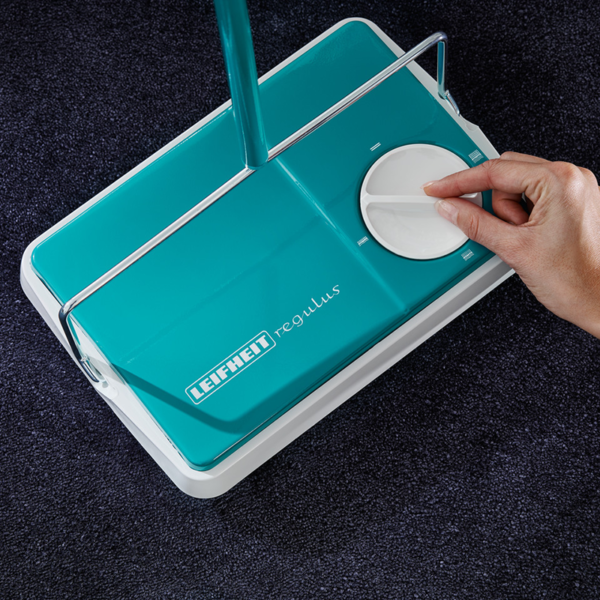 Leifheit Regulus Manual Carpet & Floor Sweeper