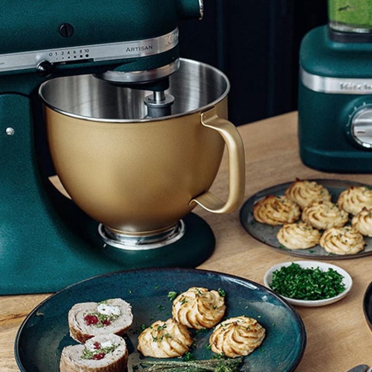 KitchenAid Artisan Stand Mixer 4.8L Gold Bowl Pebbled Palm
