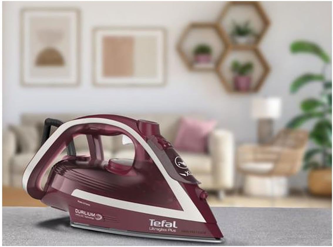 Tefal Ultragliss Plus Steam Iron 2800W Auto-Off